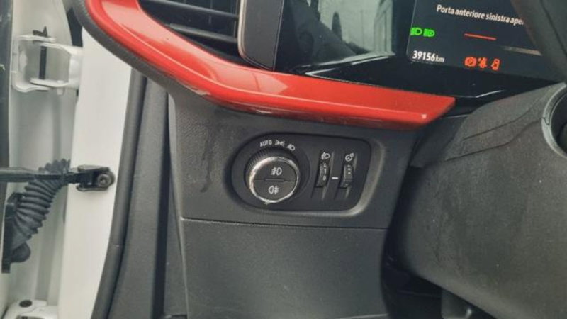 Opel Mokka usata a Savona (11)