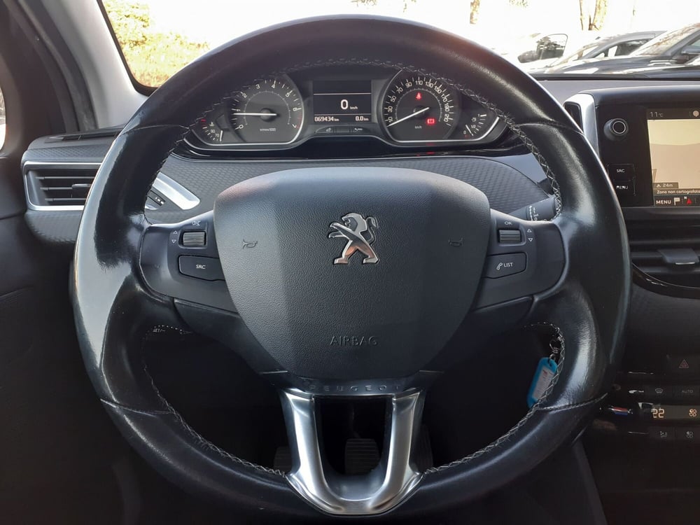 Peugeot 208 usata a Modena (11)