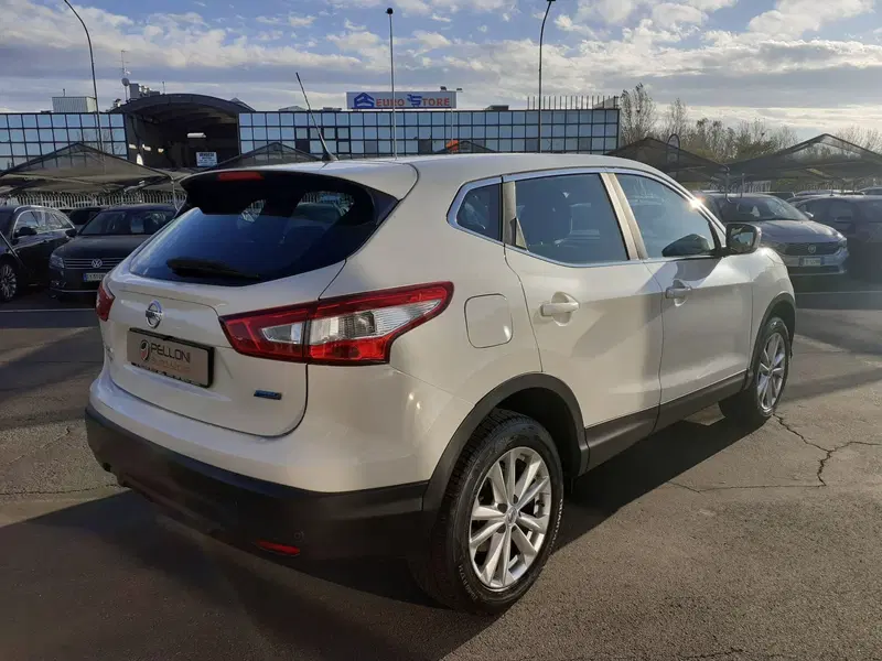 Nissan Qashqai usata a Modena (4)
