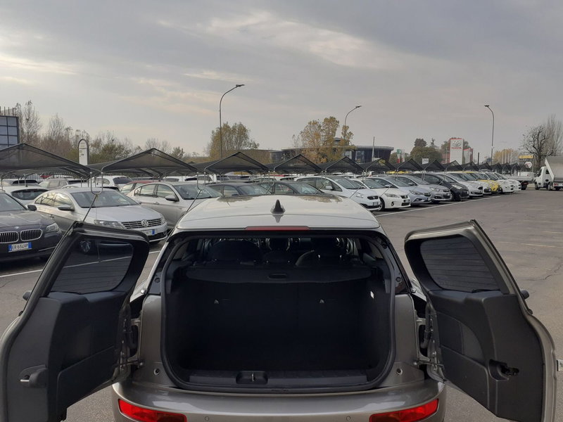 MINI Mini Clubman usata a Modena (8)
