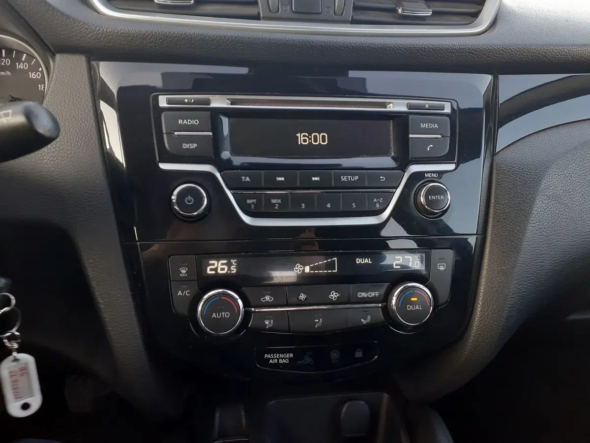 Nissan Qashqai usata a Modena (12)