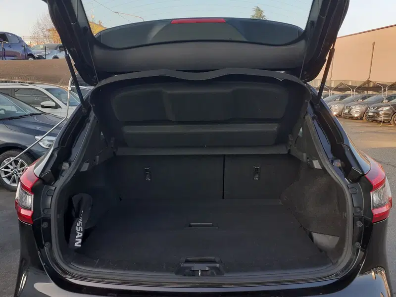 Nissan Qashqai usata a Modena (7)