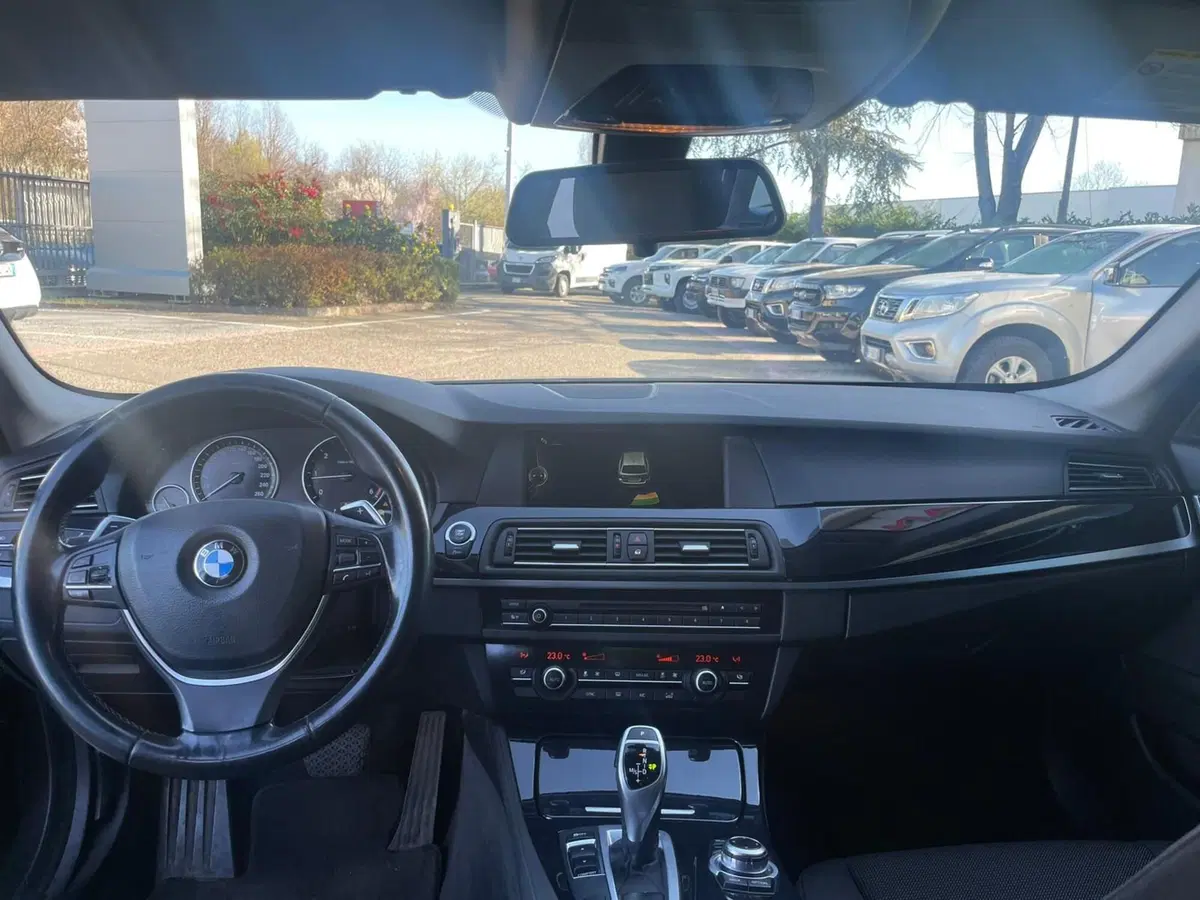 BMW Serie 5 Touring usata a Modena (15)