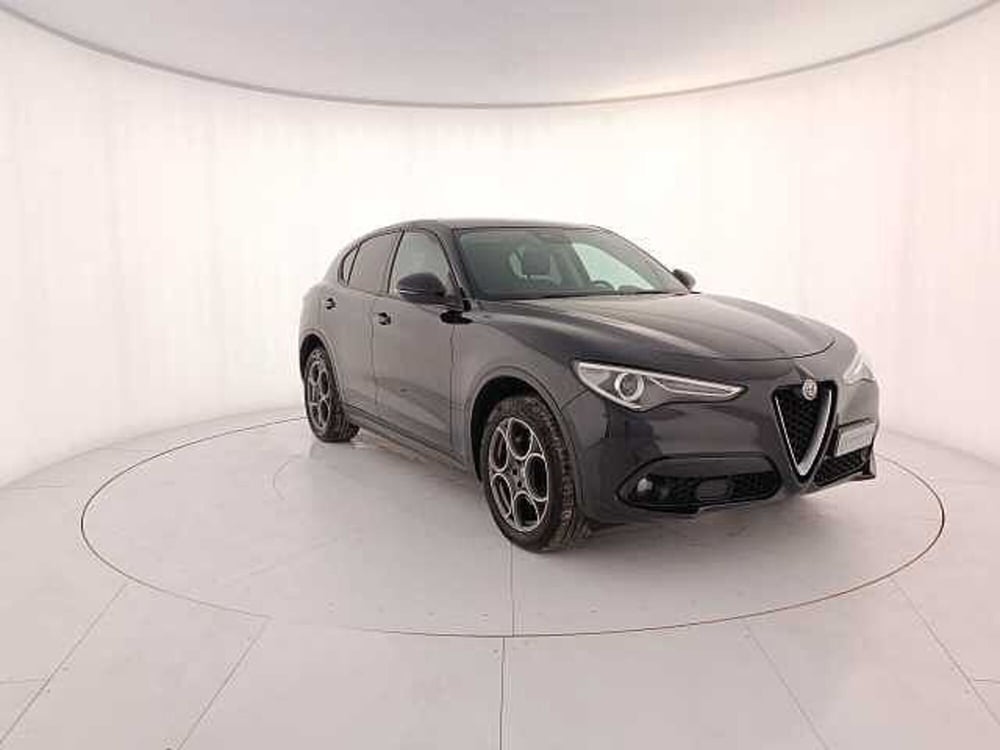 Alfa Romeo Stelvio usata a Venezia (3)