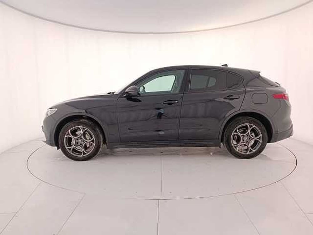 Alfa Romeo Stelvio usata a Venezia (6)