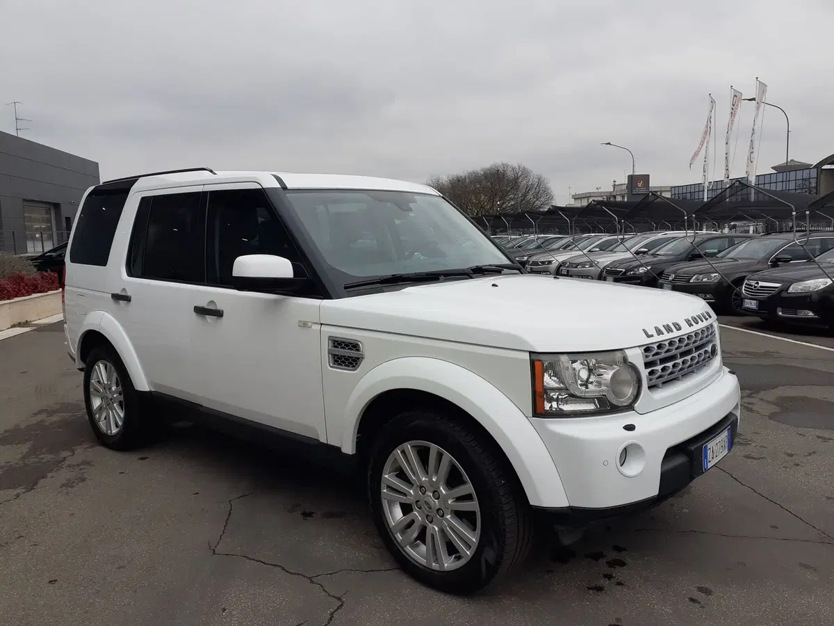 Land Rover Discovery usata a Modena (2)