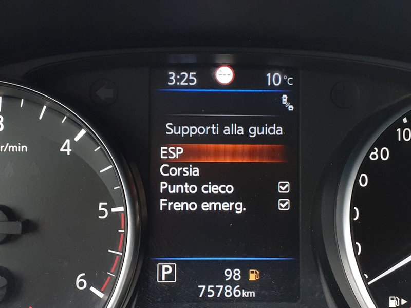 Nissan Qashqai usata a Modena (10)