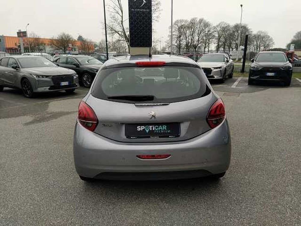 Peugeot 208 usata a Milano (6)