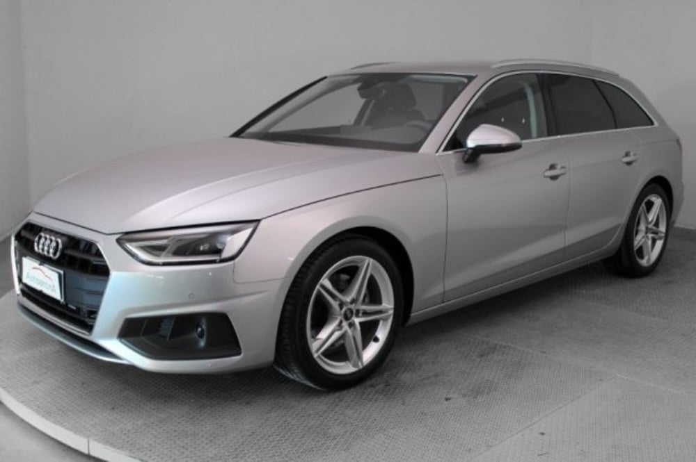 Audi A4 Avant nuova a Novara