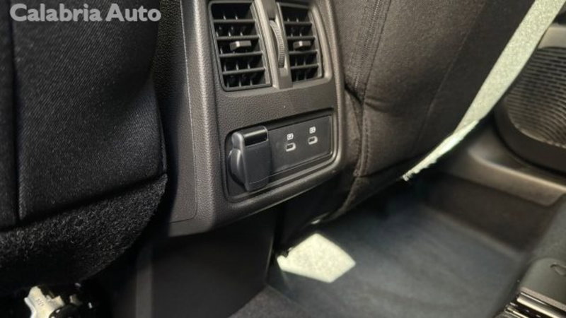 Renault Symbioz nuova a Reggio Calabria (8)