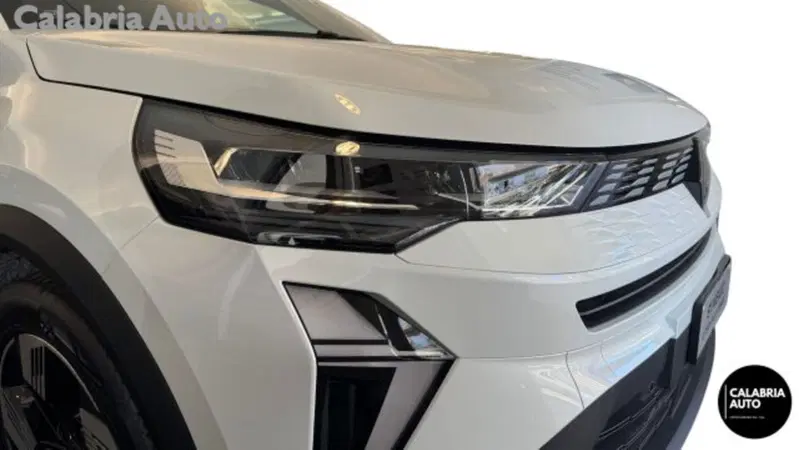 Renault Symbioz nuova a Reggio Calabria (17)