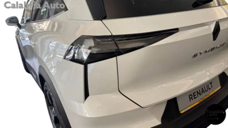 Renault Symbioz nuova a Reggio Calabria (18)