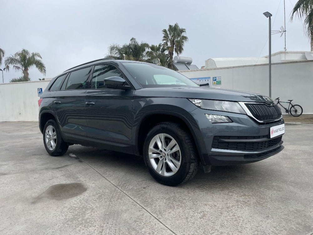 Skoda Kodiaq usata a Lecce (9)