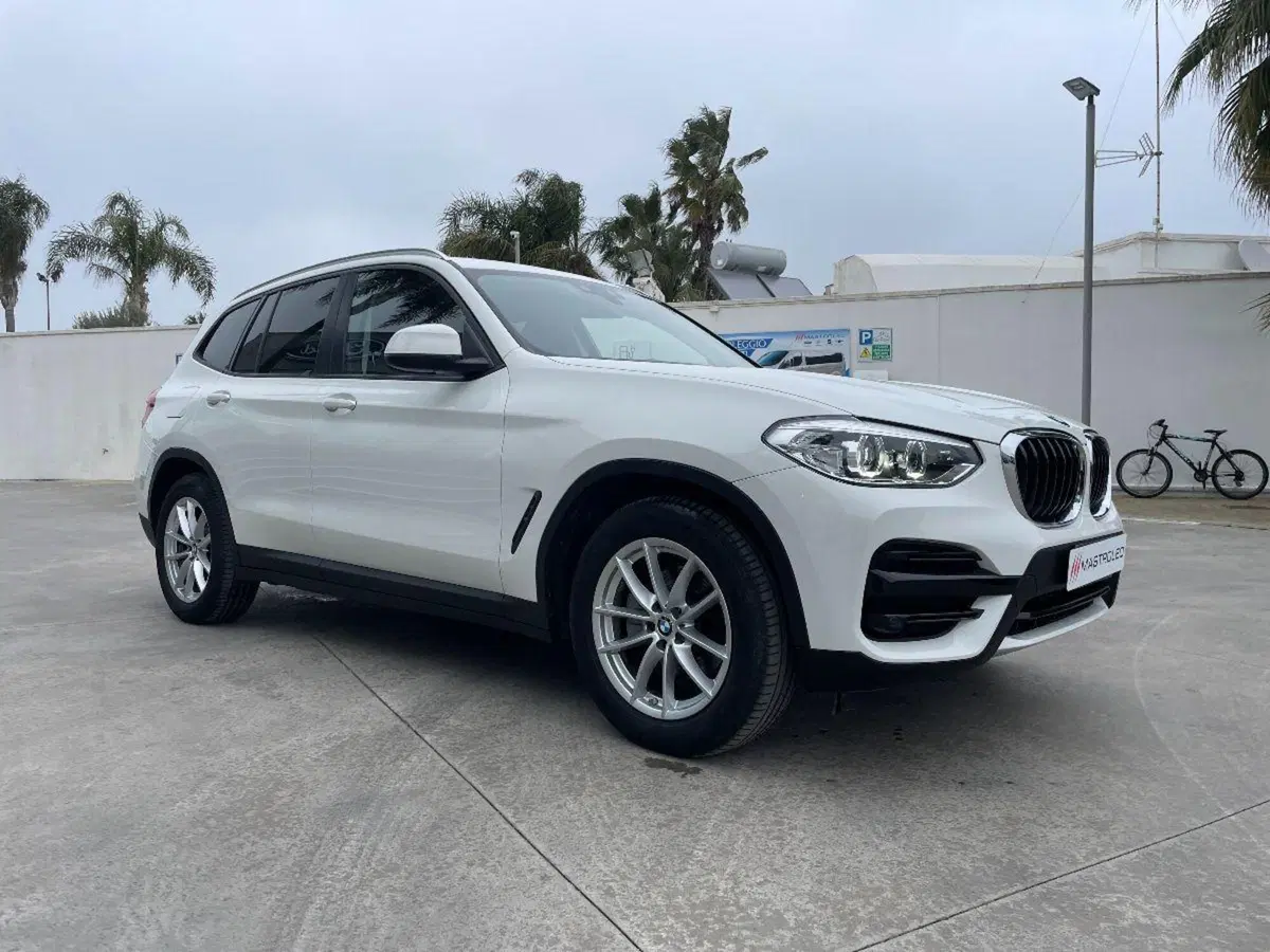 BMW X3 usata a Lecce (9)