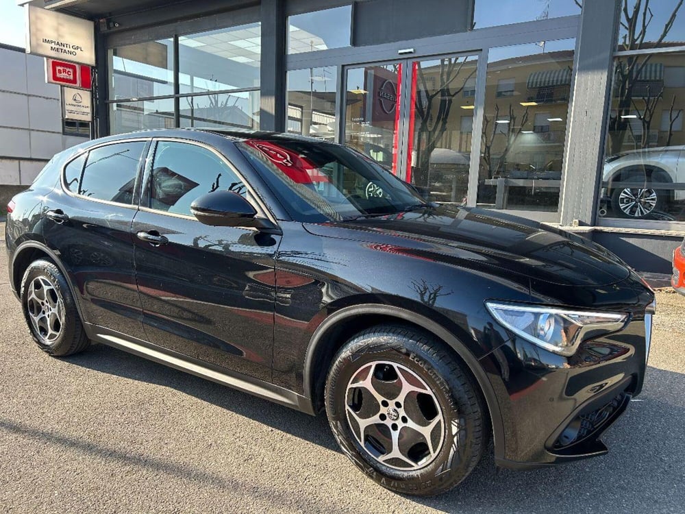 Alfa Romeo Stelvio usata a Reggio Emilia (3)