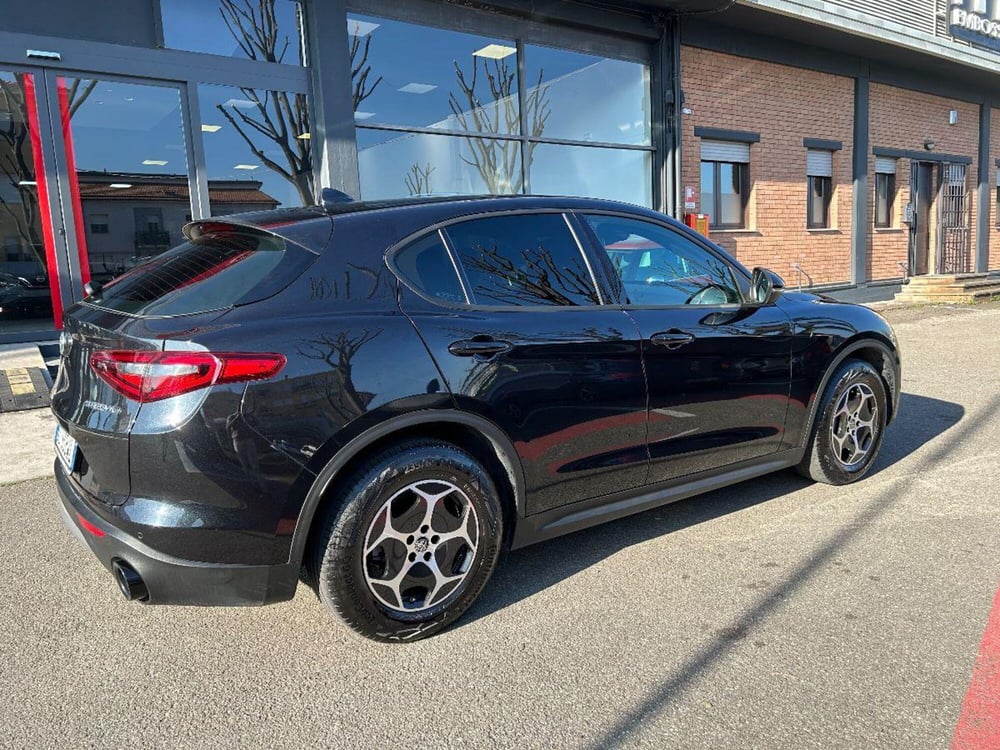 Alfa Romeo Stelvio usata a Reggio Emilia (4)