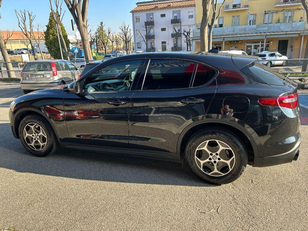 Alfa Romeo Stelvio usata a Reggio Emilia (7)