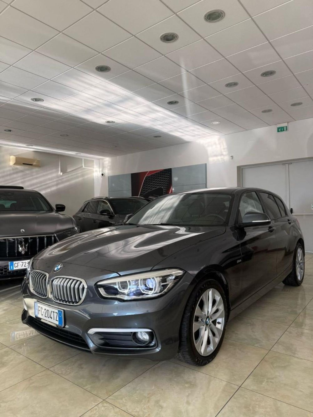 BMW Serie 1 5p. usata a Napoli