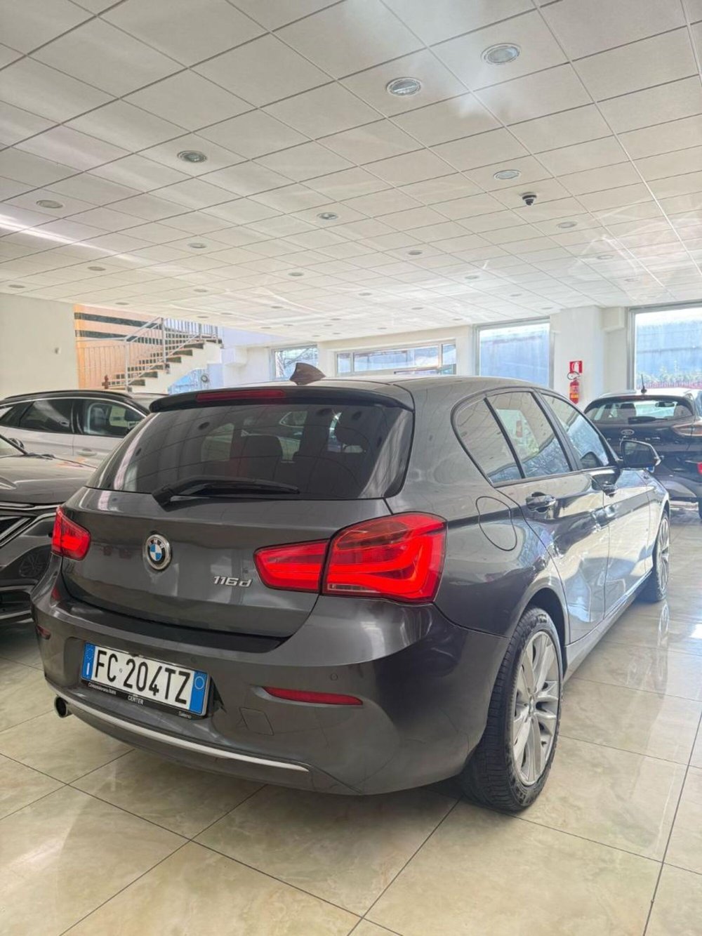 BMW Serie 1 5p. usata a Napoli (6)