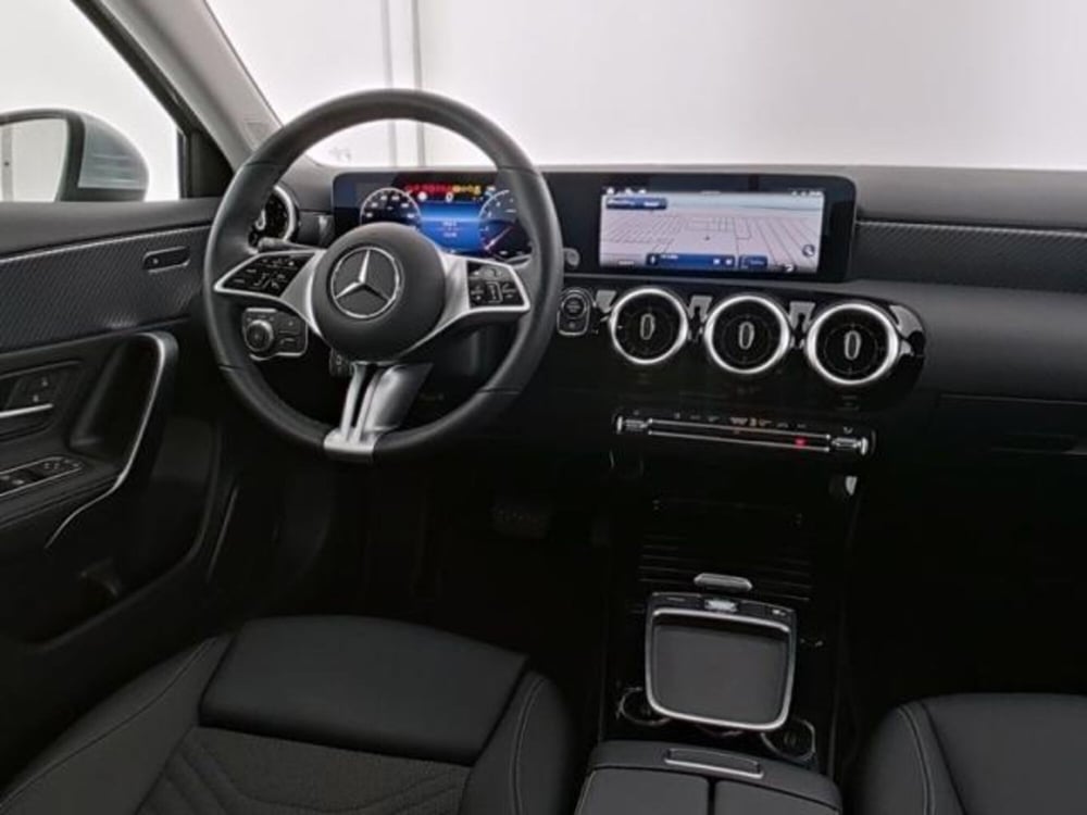 Mercedes-Benz Classe A usata a Milano (4)