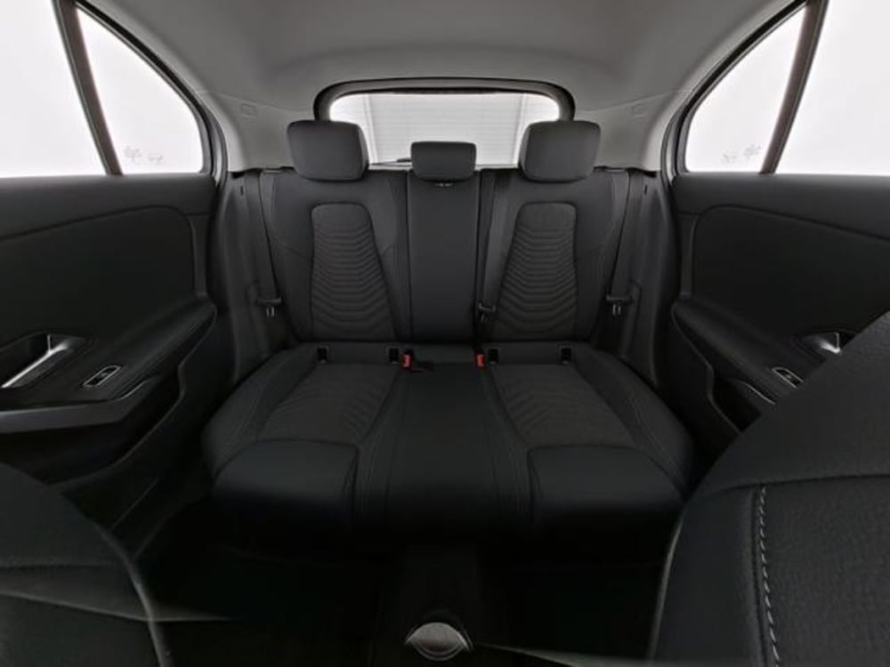 Mercedes-Benz Classe A usata a Milano (8)