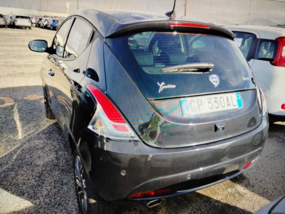 Lancia Ypsilon usata a Forlì-Cesena (5)