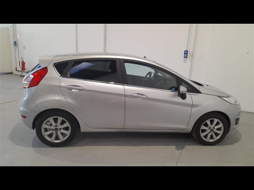 Ford Fiesta usata a Asti (6)