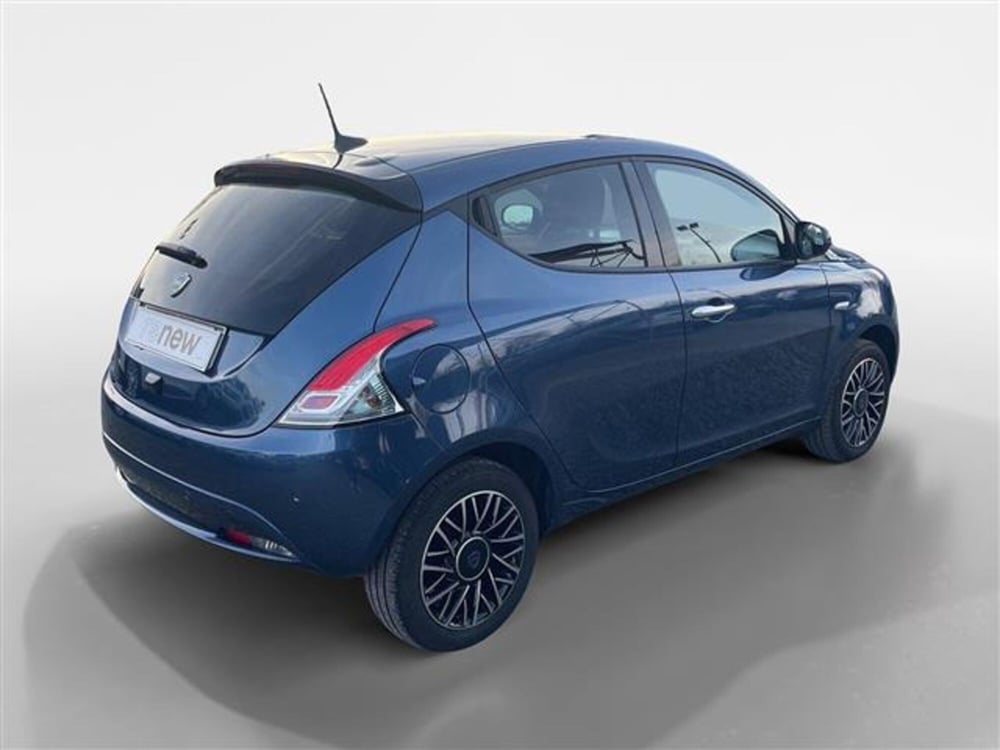 Lancia Ypsilon usata a Torino (5)