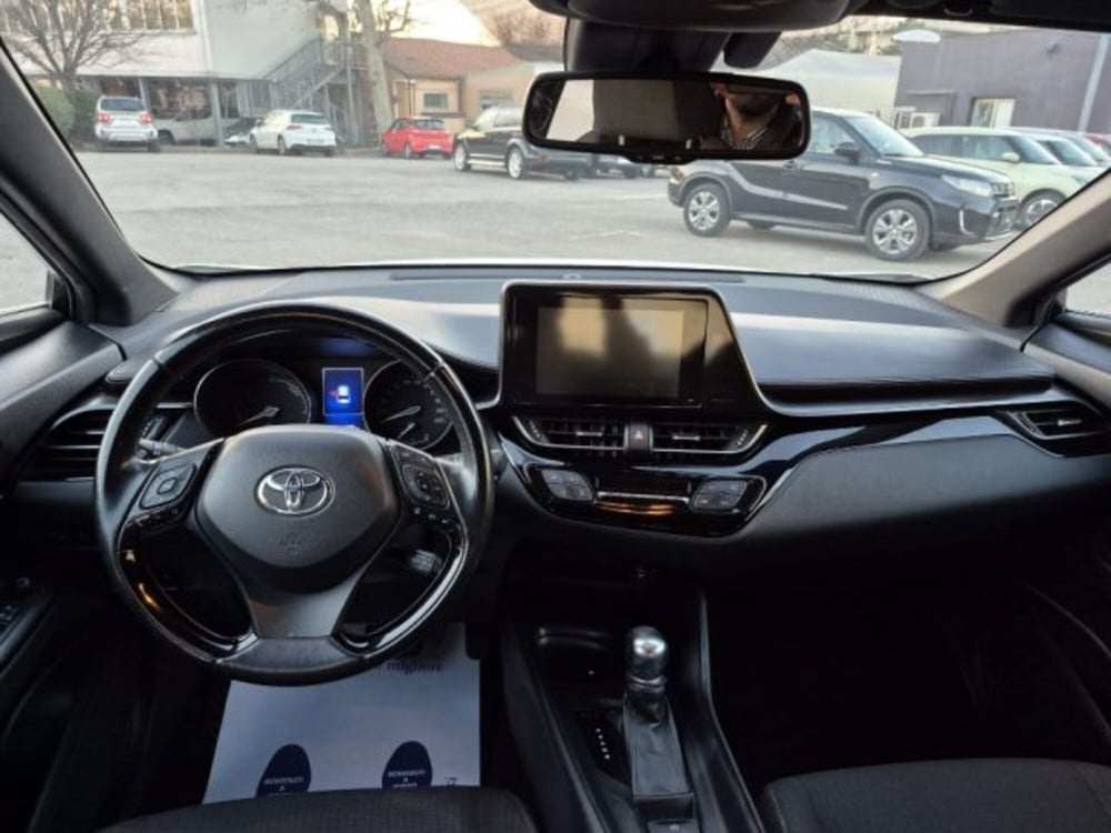 Toyota Toyota C-HR usata a Bologna (8)