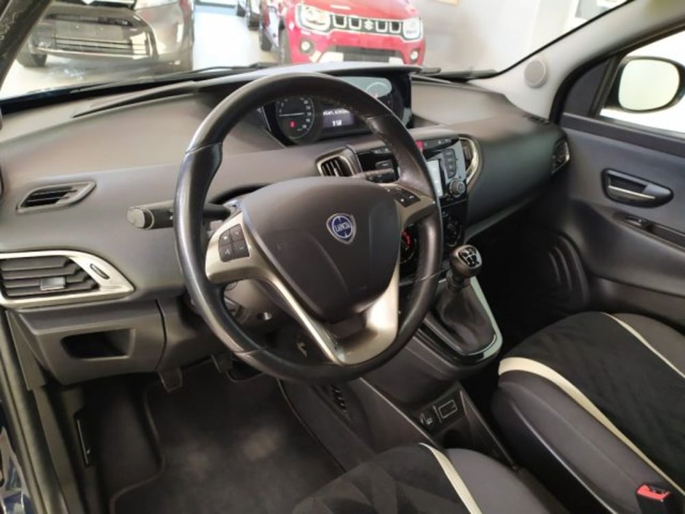 Lancia Ypsilon usata a Trieste (6)