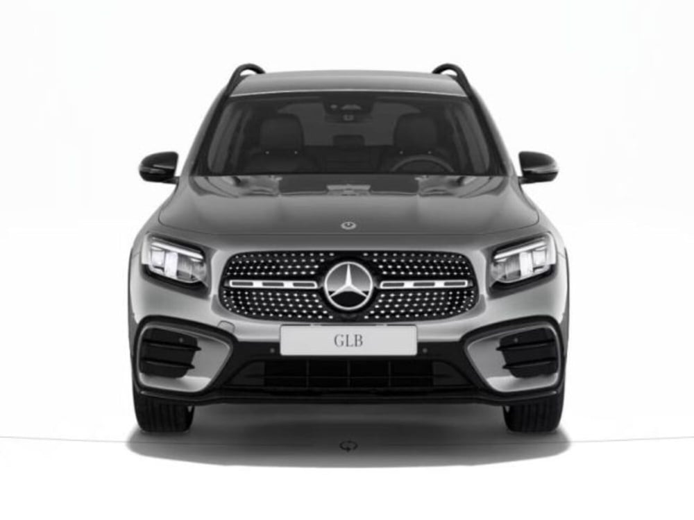 Mercedes-Benz GLB nuova a Verona (3)