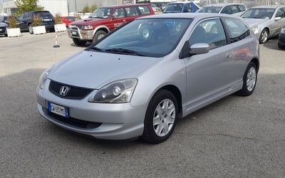 Honda Civic 1.4 16V cat 3 porte LS  del 2005 usata a Rende