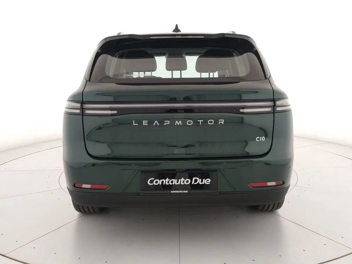 Leapmotor C10 nuova a Caserta (6)