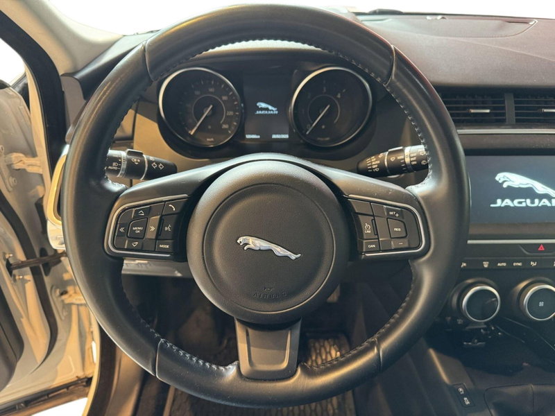 Jaguar E-Pace usata a Pistoia (13)