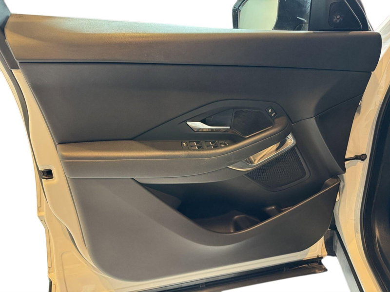 Jaguar E-Pace usata a Pistoia (14)