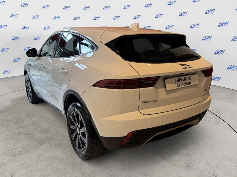 Jaguar E-Pace usata a Pistoia (7)