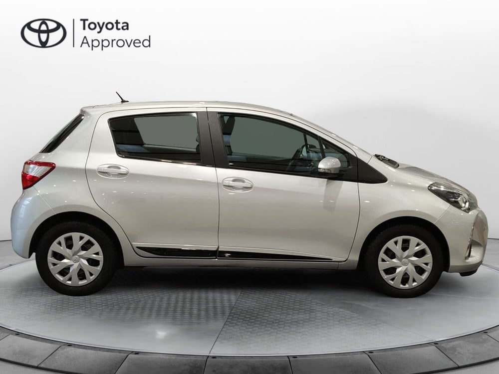 Toyota Yaris usata a Roma (15)