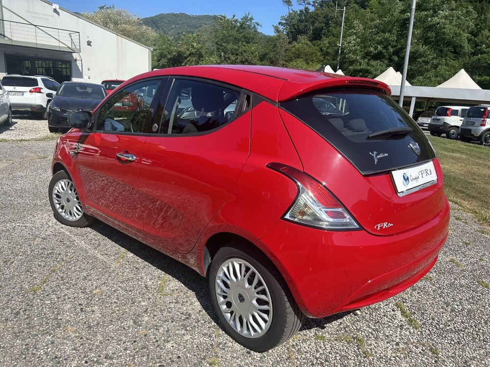 Lancia Ypsilon usata a La Spezia (5)