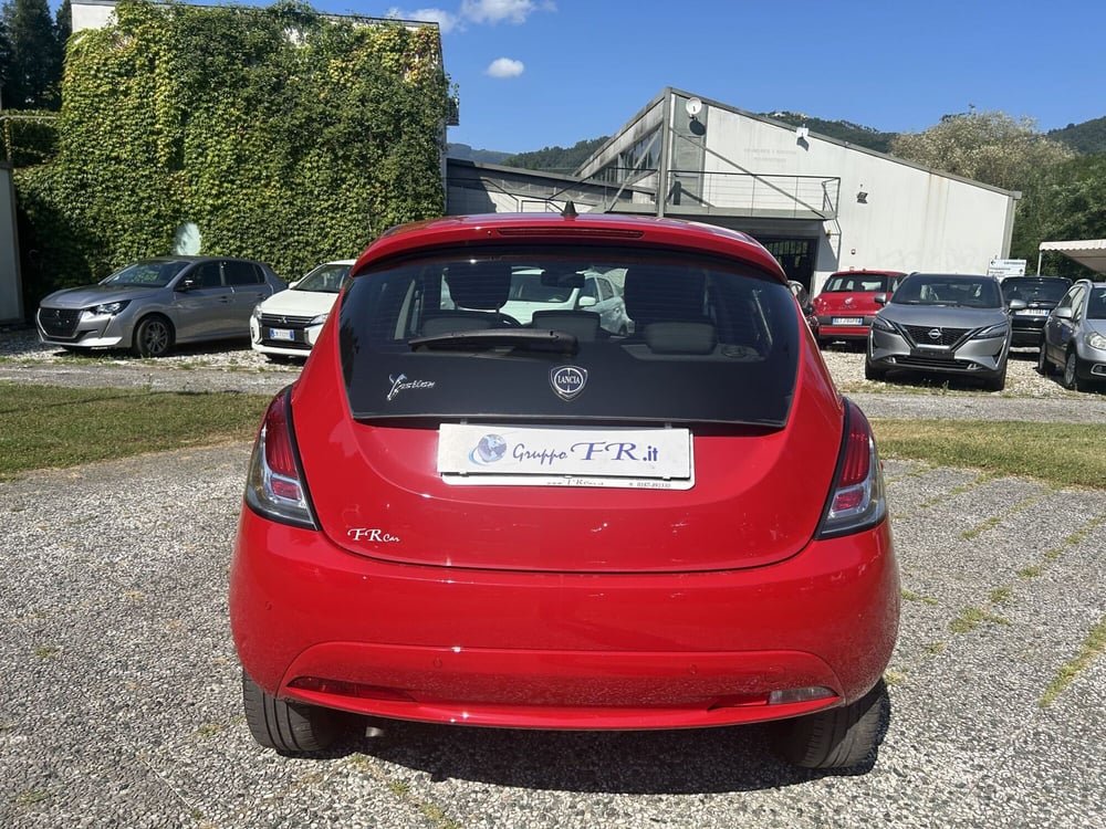 Lancia Ypsilon usata a La Spezia (6)