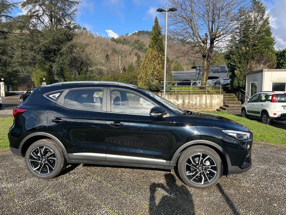 Mg ZS nuova a La Spezia (8)