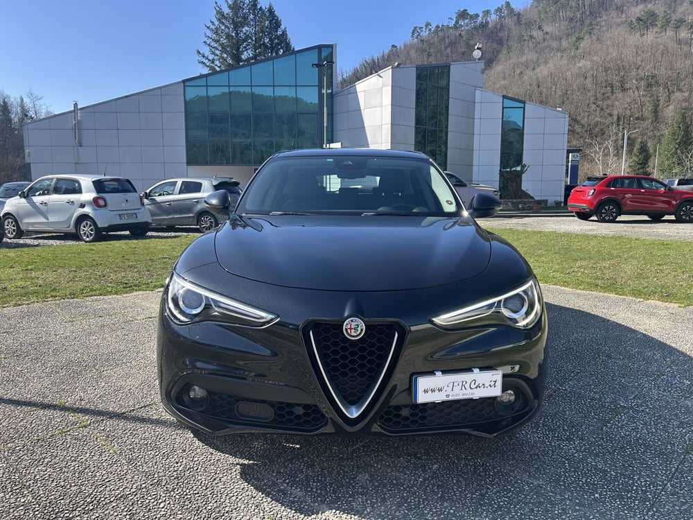 Alfa Romeo Stelvio usata a La Spezia (2)