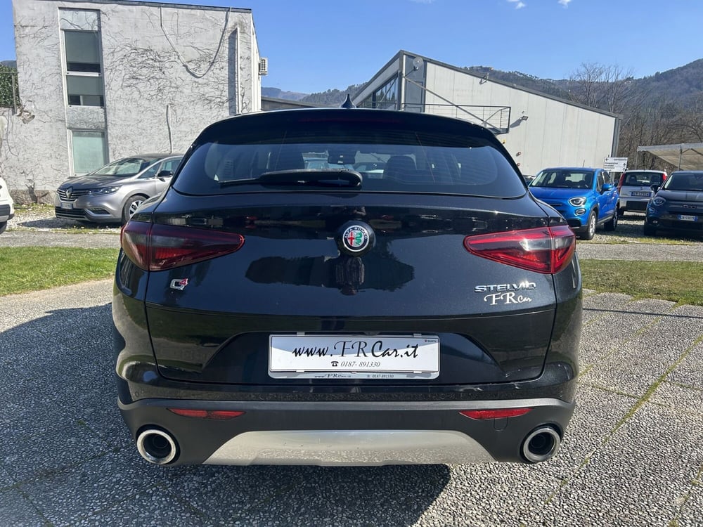 Alfa Romeo Stelvio usata a La Spezia (6)