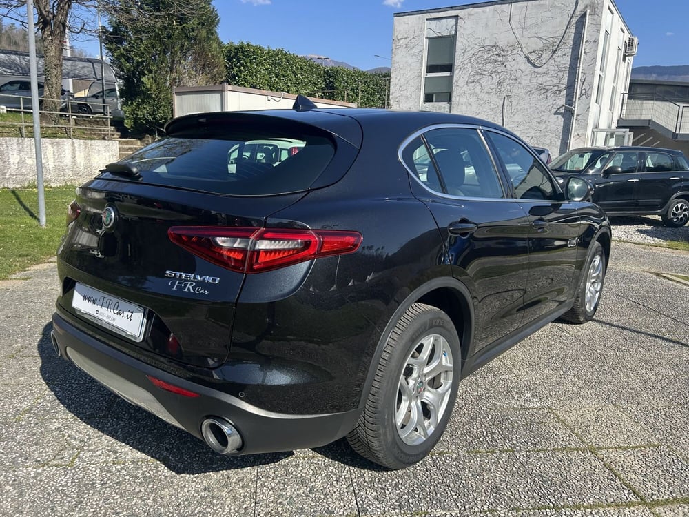 Alfa Romeo Stelvio usata a La Spezia (7)