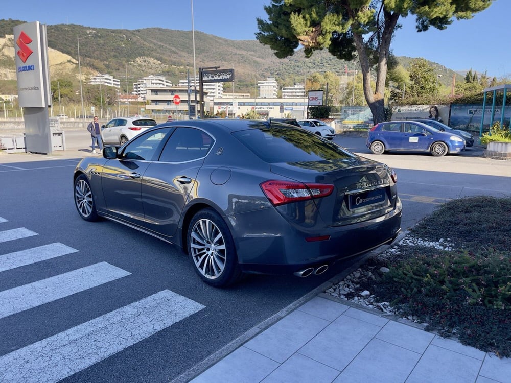 Maserati Ghibli usata a Salerno (5)