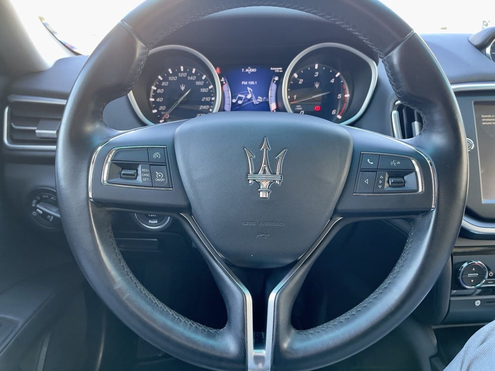 Maserati Ghibli usata a Salerno (8)