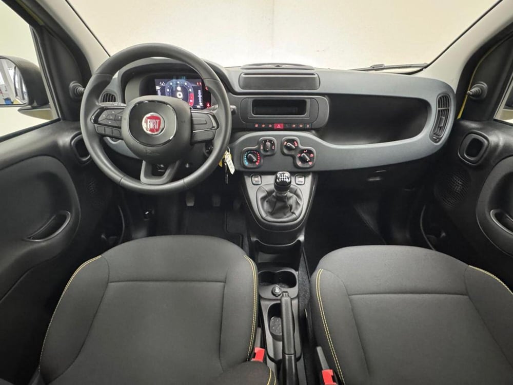 Fiat Panda Cross nuova a Como (4)