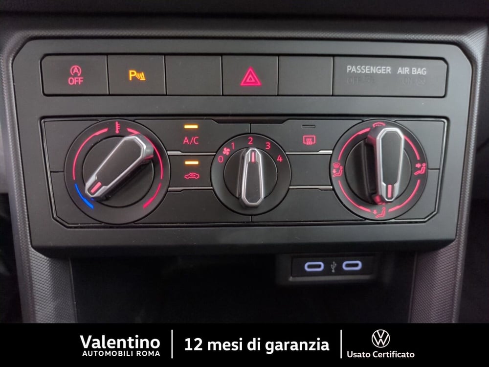 Volkswagen T-Cross usata a Roma (16)