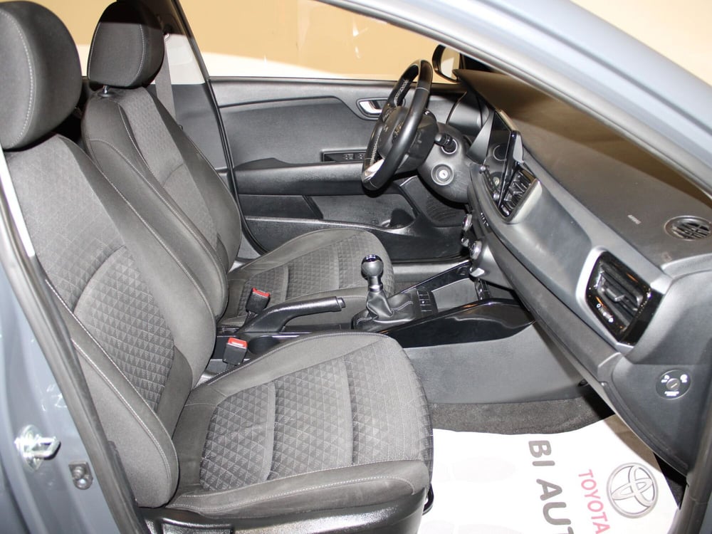 Kia Rio usata a Firenze (6)