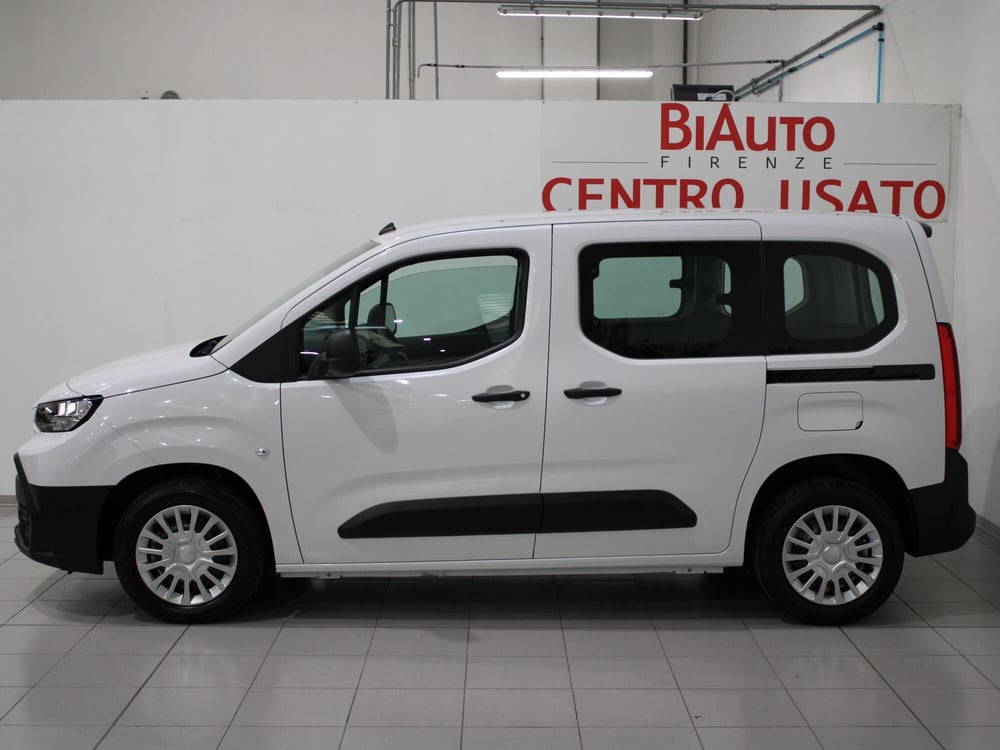 Toyota Proace City Verso nuova a Firenze (2)