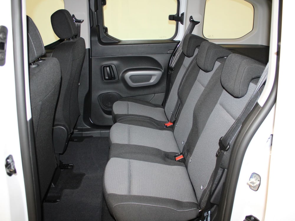 Toyota Proace City Verso nuova a Firenze (7)